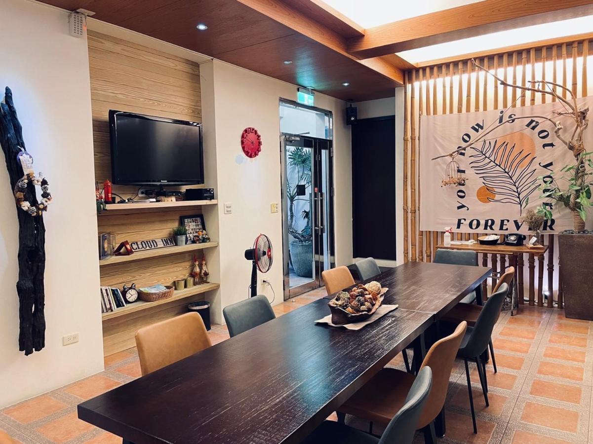 Cloud Inn Hengchun Exterior photo